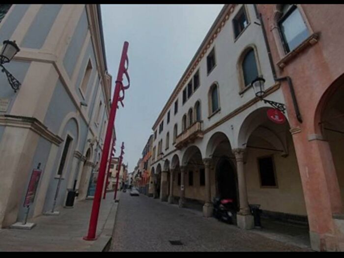 Appartamento trilocale in affitto in Via Altinate, Santa Sofia Altinate, Padova