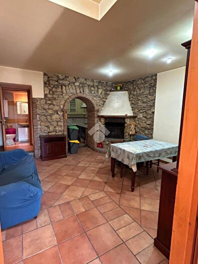 Appartamento bilocale in vendita in Via Piave, Olevano Romano