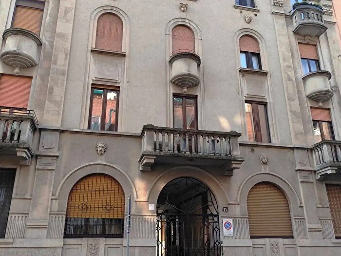 Appartamento bilocale in affitto in Via Ennio, Milano