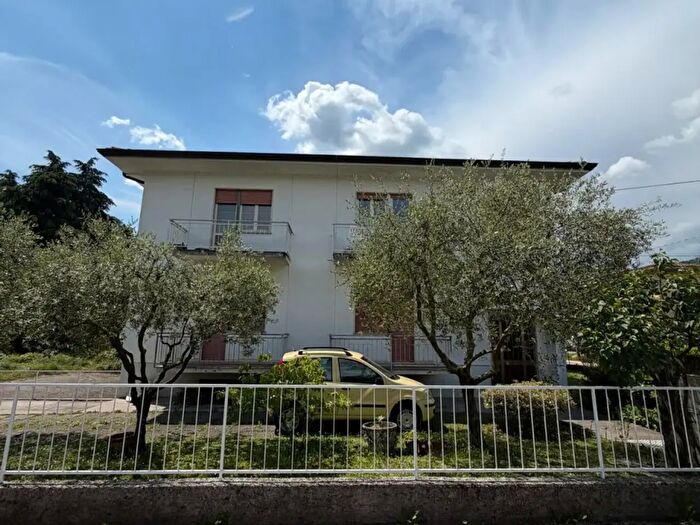 Casa con 6 locali in vendita in Schio