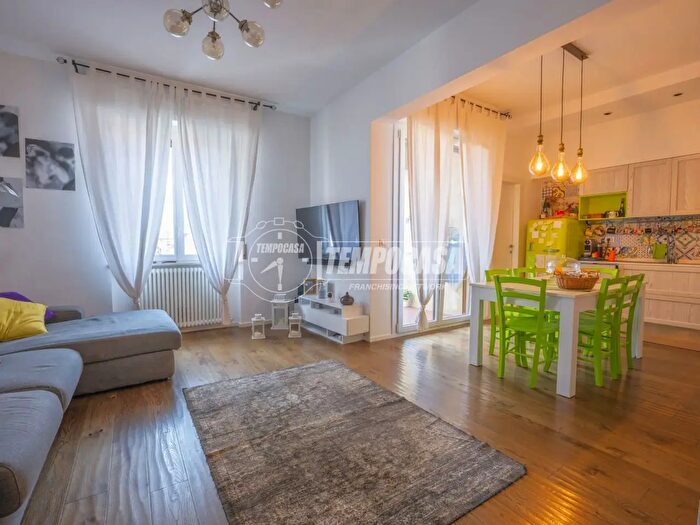 Appartamento trilocale in vendita in Via Piemonte, Senigallia