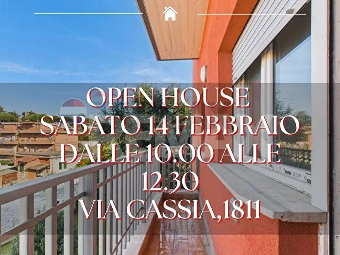 Appartamento trilocale in vendita in Roma