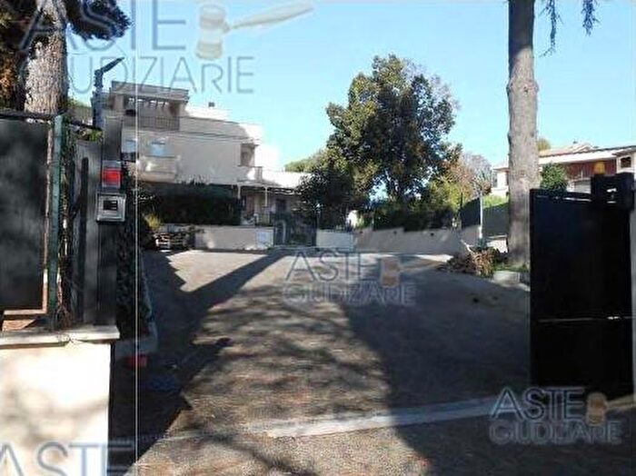 Casa con 5 locali in vendita in Via Achille Grandi, Genzano Di Roma