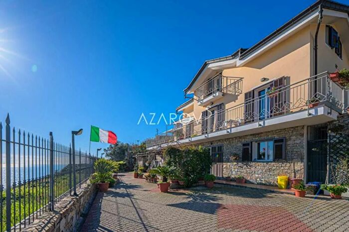 Casa quadrilocale in vendita in Sanremo