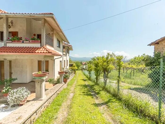 Casa con 6 locali in vendita in Via Giglio Vecchio, Montefiascone