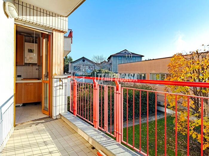 Case in Vendita e in Affitto - 3