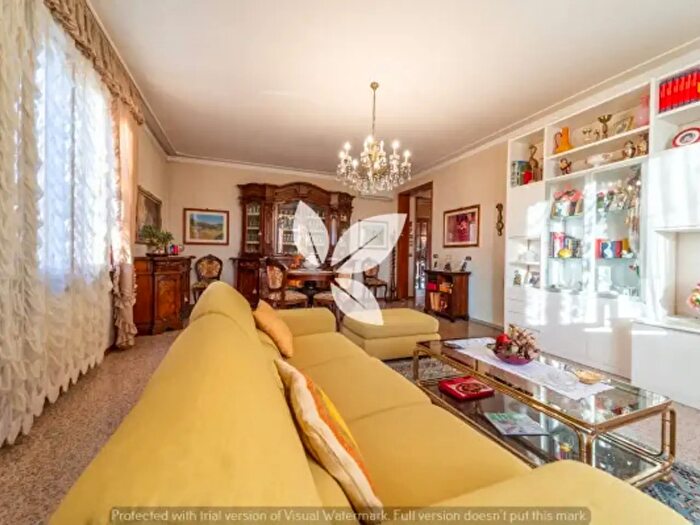 Casa con 6 locali in vendita in Via Ulisse Carmi, Gattatico