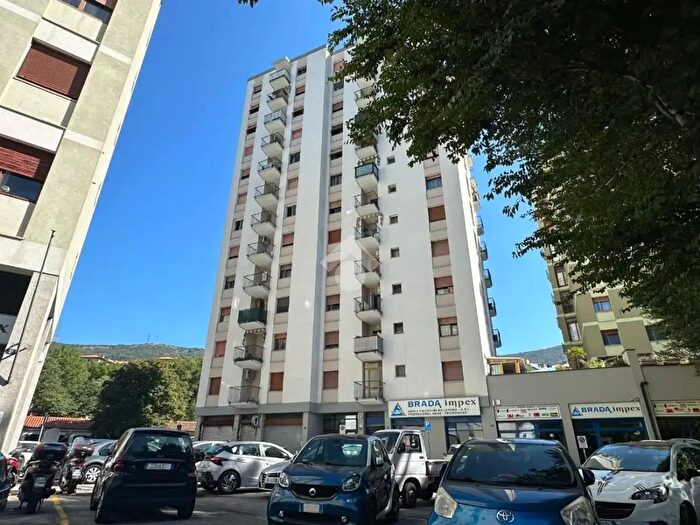 Appartamento trilocale in affitto in Rotonda del Boschetto, Trieste