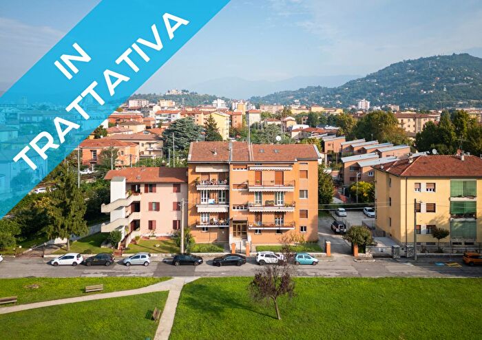 Appartamento trilocale in vendita in Via del Brasile, Brescia