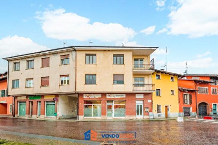 Appartamento trilocale in vendita in Via Maggio, Beinette