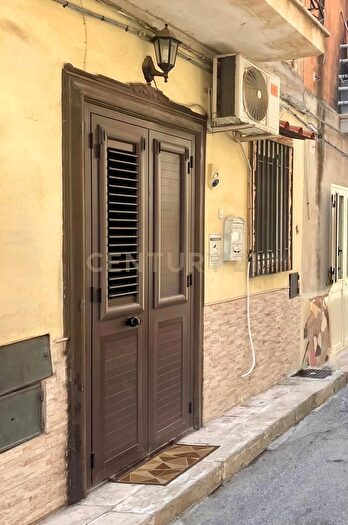 Appartamento bilocale in vendita in Via Ciro Menotti, Gela