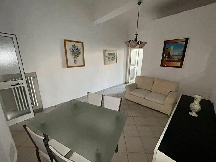 Appartamento bilocale in affitto in Via Elia Emanuele Foà, Centro, Vercelli