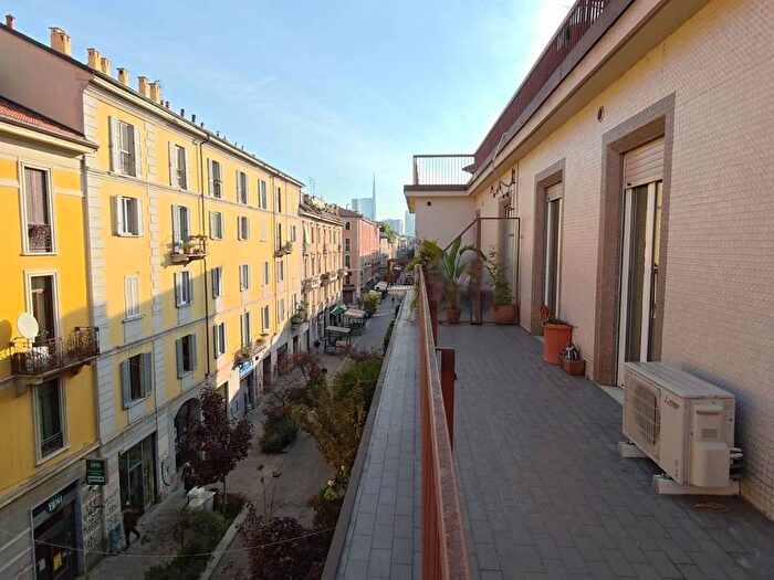 Appartamento bilocale in affitto in Via Alfredo Albertini, Paolo Sarpi, Milano