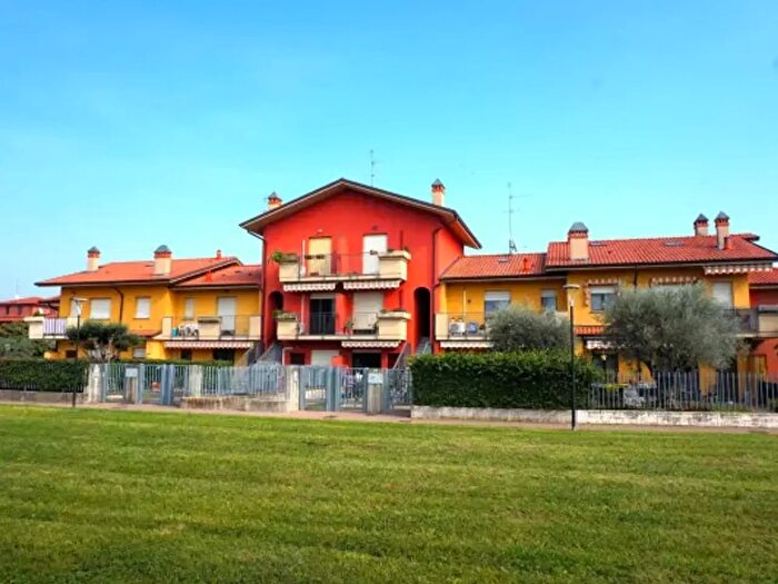 Appartamento bilocale in vendita in Via Palma Il Vecchio, Bonate Sotto