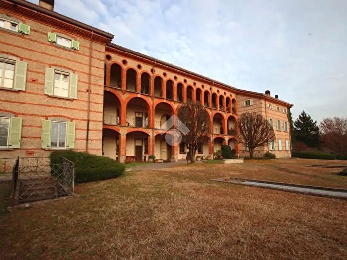 Appartamento bilocale in vendita in Via Nazario Sauro, Cremella