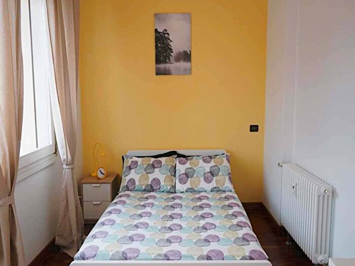 Appartamento con 6 locali in affitto in Via Santa Croce, San Felice, Bologna