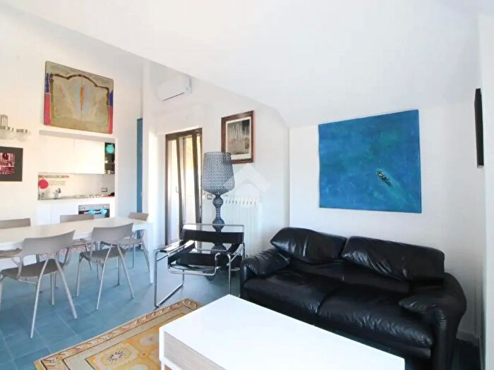 Appartamento quadrilocale in vendita in Piazza Ionio, Francavilla Al Mare