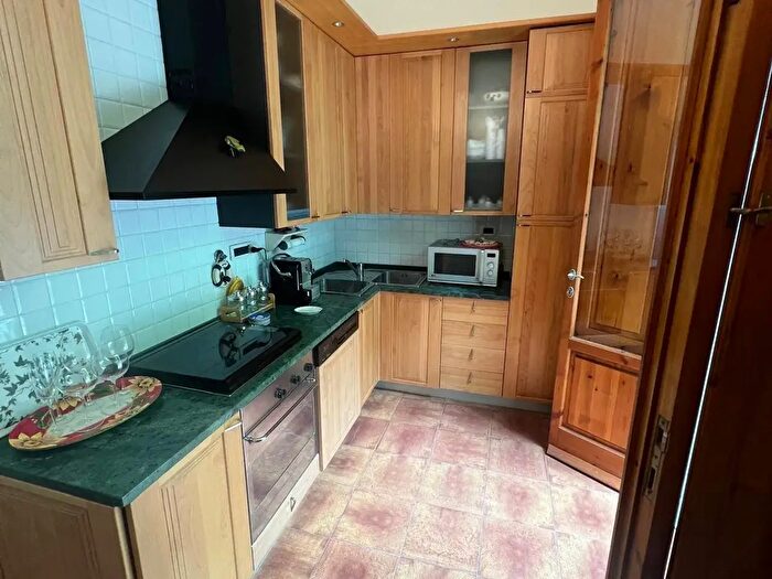 Casa con 6 locali in vendita in Via degli Oleastri, Livorno