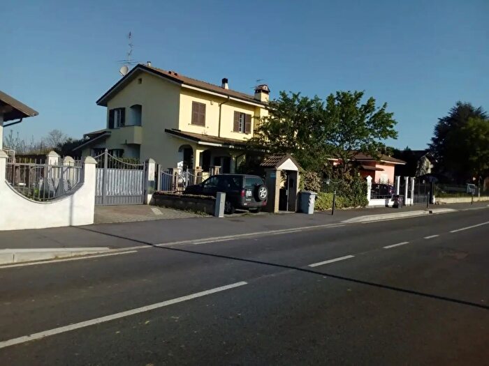 Casa con 5 locali in vendita in Via Lugano, Pozzolo Formigaro