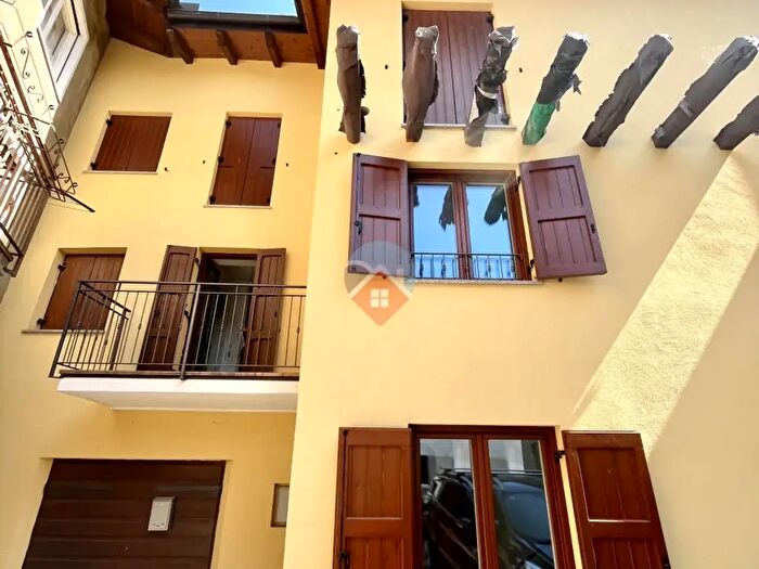 Casa bilocale in vendita in Via del Torchio, Villa Lagarina