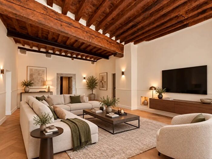Appartamento con 6 locali in vendita in Ia S Gregorio, Lucca