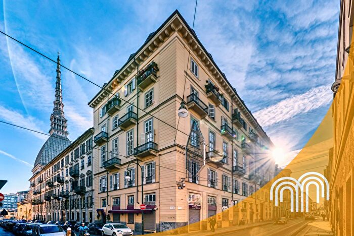 Appartamento bilocale in vendita in Via Gioachino Rossini, Torino