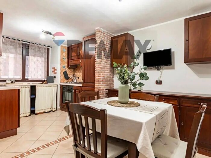 Appartamento bilocale in affitto in Via Pescitello, Catania