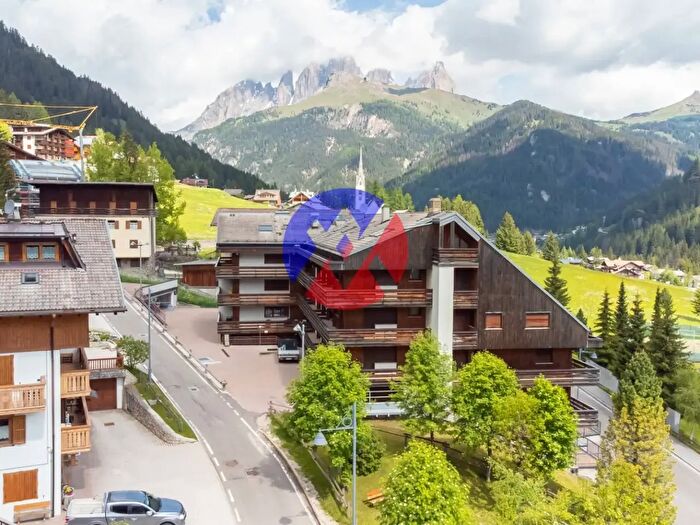 Appartamento trilocale in vendita in Streda del Cuch, Canazei