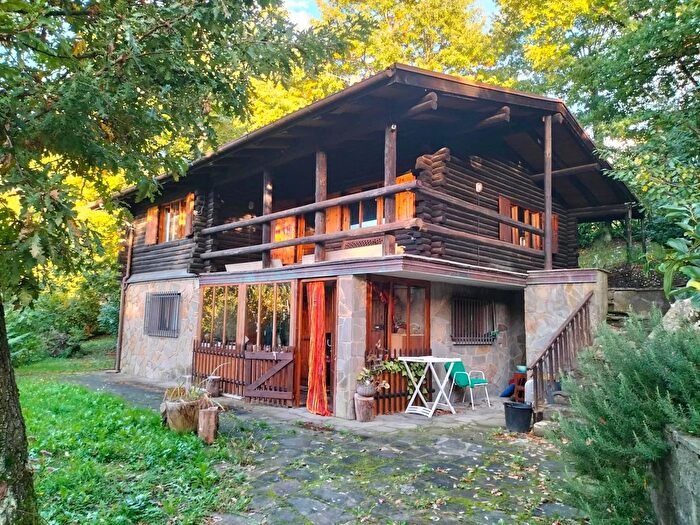 Casa con 5 locali in vendita in Via Ginestrella San Benedetto Val di Sambro, San Benedetto Val Di Sambro