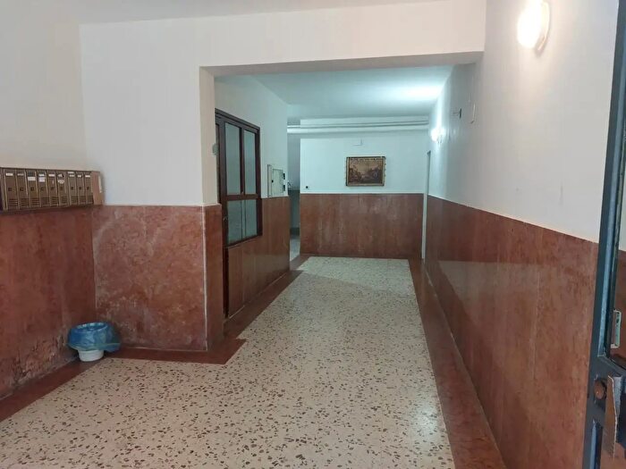 Appartamento quadrilocale in vendita in Via Bambinello Gesù, Catanzaro