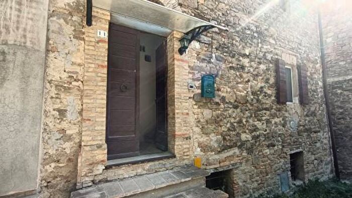 Casa con 5 locali in vendita in Strada Provinciale Cingolana, Treia
