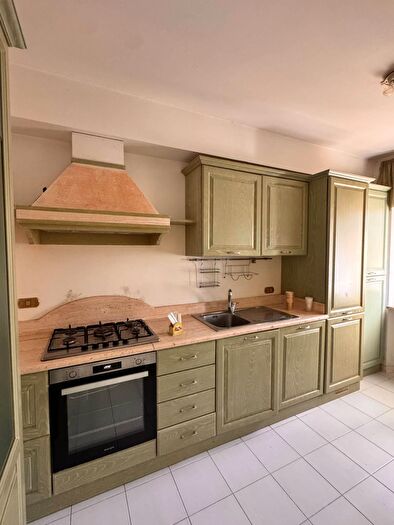 Appartamento con 5 locali in vendita in Via Spontini, Montegiorgio