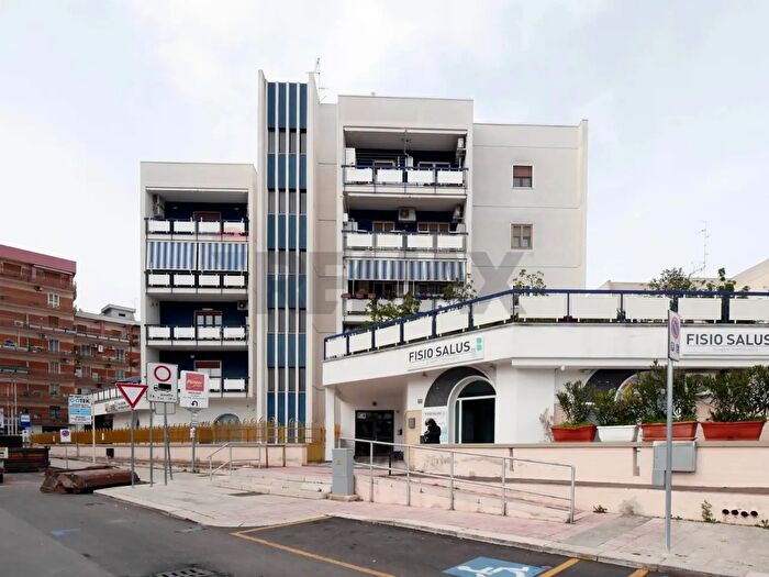 Appartamento quadrilocale in vendita in Via Roma, Modugno