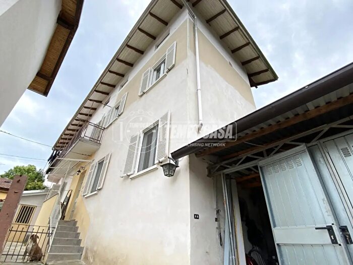 Casa con 5 locali in vendita in Via Imer Zona, Cossato