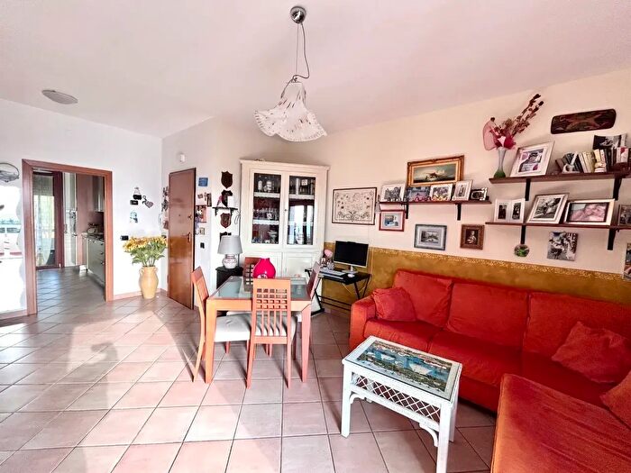 Appartamento con 5 locali in vendita in Via Pedemontana, Castelnuovo Magra