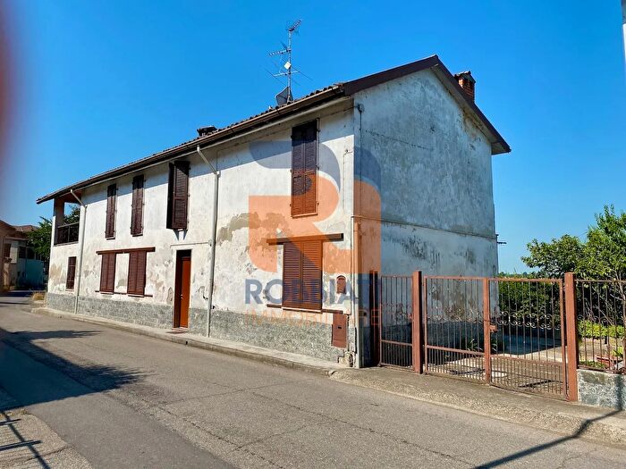 Casa con 5 locali in vendita in Via Prado, Pavia