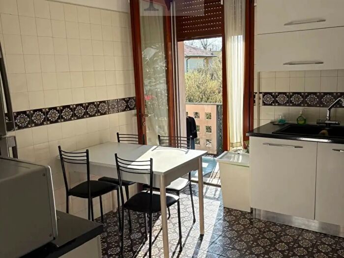 Appartamento con 7 locali in affitto in Padova