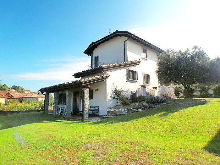 Casa con 6 locali in vendita in Odalengo Piccolo