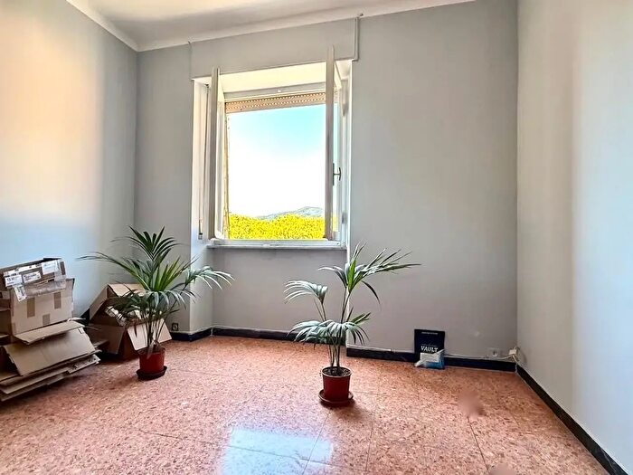 Appartamento con 5 locali in vendita in Argo Giacomo Matteot, Massa