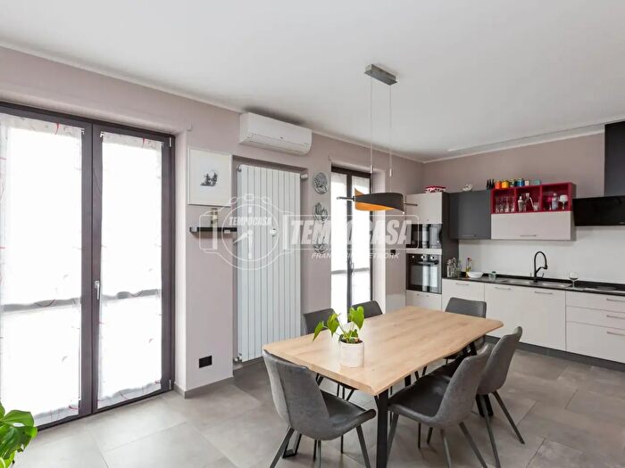 Appartamento quadrilocale in vendita in Via Milano, Gassino Torinese