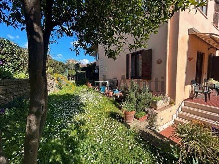 Casa con 5 locali in affitto in Via Monte Fumaiolo, Centro, Anguillara Sabazia