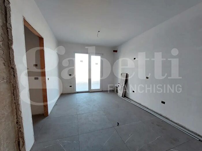 Appartamento trilocale in vendita in Lungomare Sirena, Tortoreto