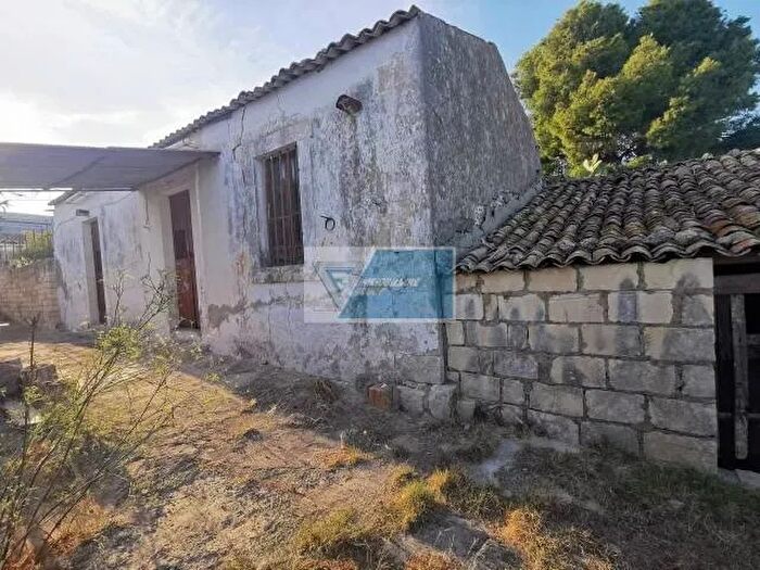 Casa trilocale in vendita in Noto