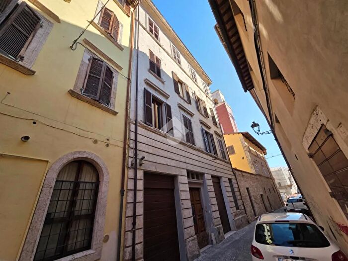 Appartamento trilocale in vendita in Via di Corfinio, Ascoli Piceno
