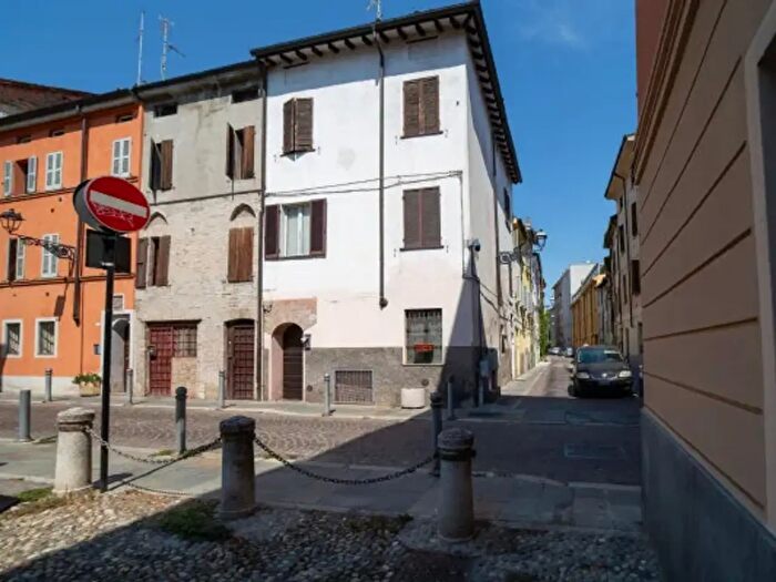 Appartamento bilocale in vendita in Borgo del Naviglio, Parma