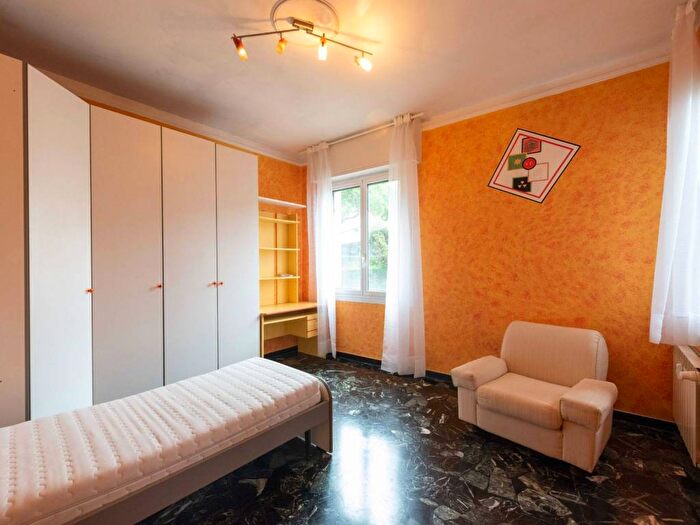 Appartamento con 5 locali in affitto in Corso Europa, Quarto, Genova