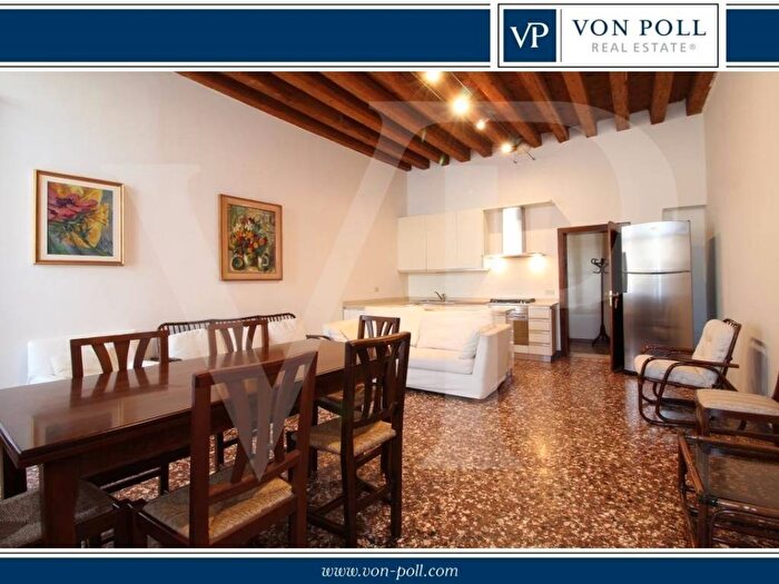 Appartamento quadrilocale in affitto in Corso Andrea Palladio, Centro Storico, Vicenza