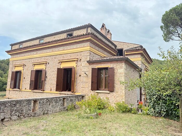 Casa con 10 locali in vendita in Sp Snc, San Chirico Raparo