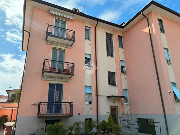 Appartamento bilocale in vendita in Via Guglielmo Oberdan, Corbetta
