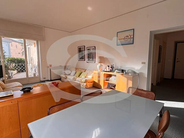 Appartamento con 5 locali in vendita in Corso degli Inglesi, Sanremo